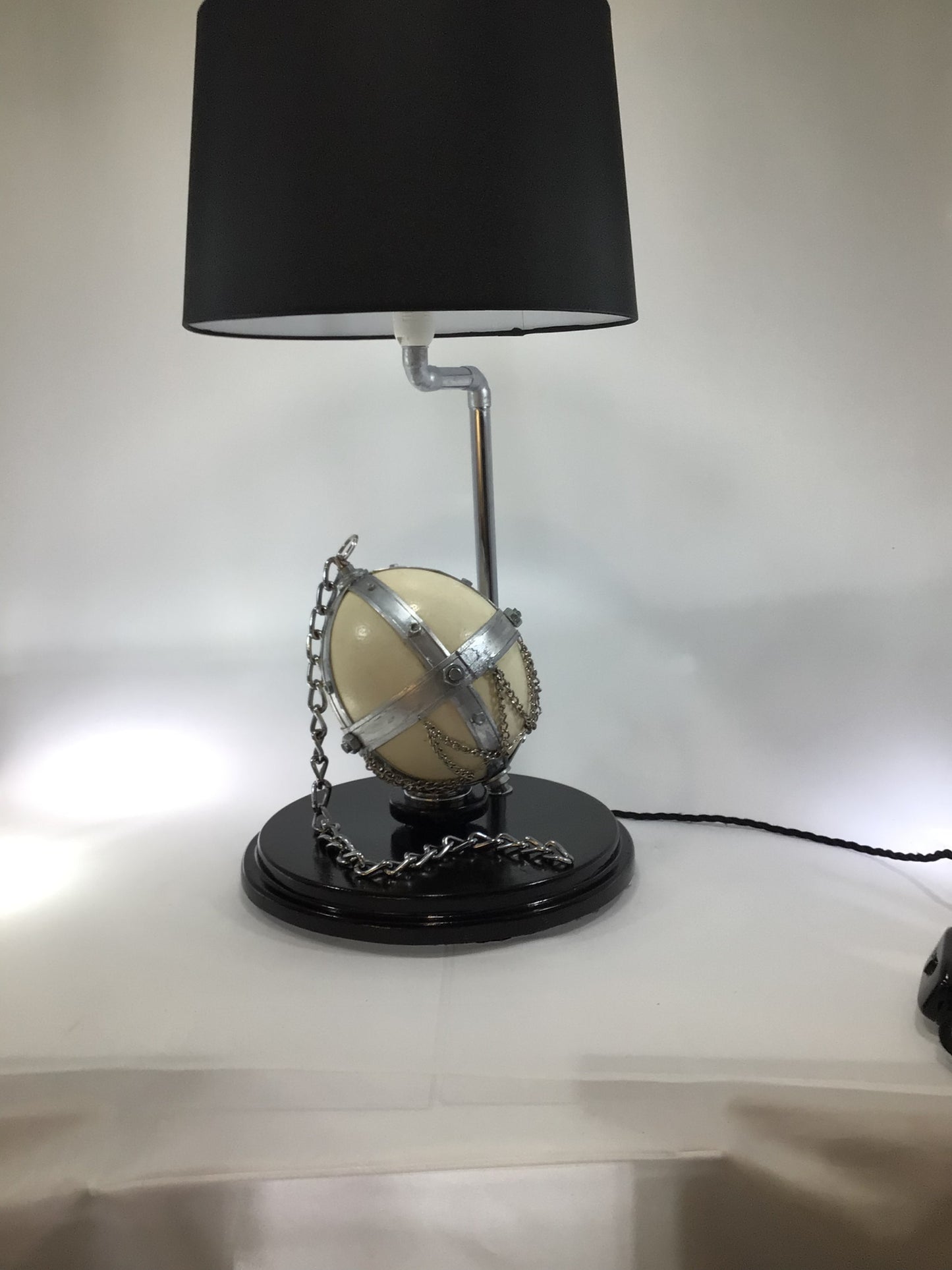 Ostrich Egg Accent Table Lamp