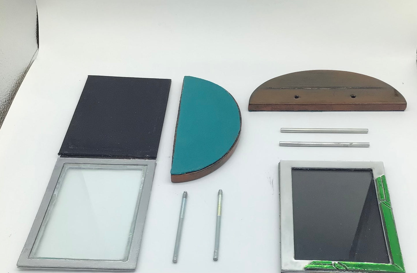 Art Deco Style Photo Frame Wallet