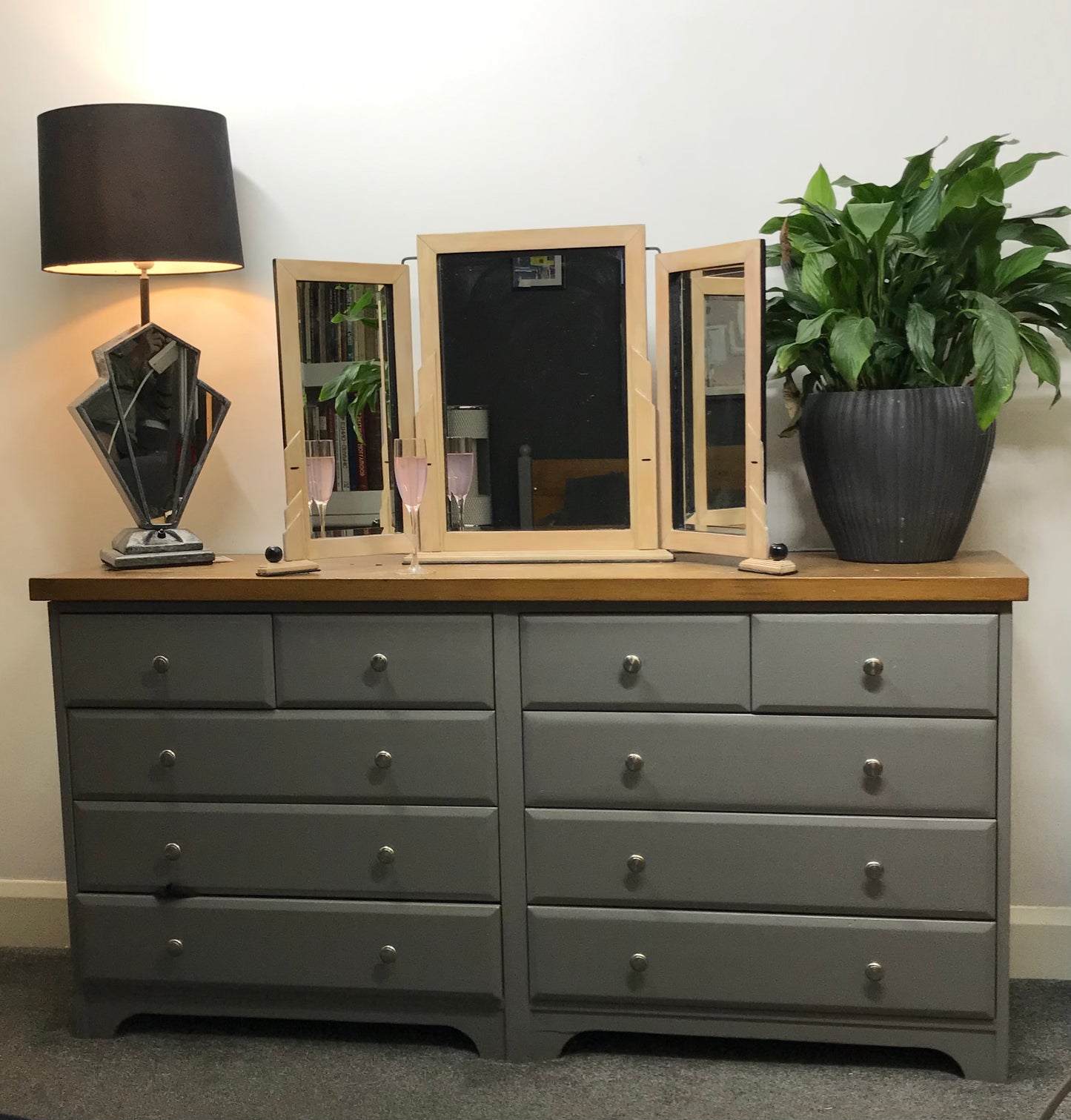 Tri Fold Mirror
