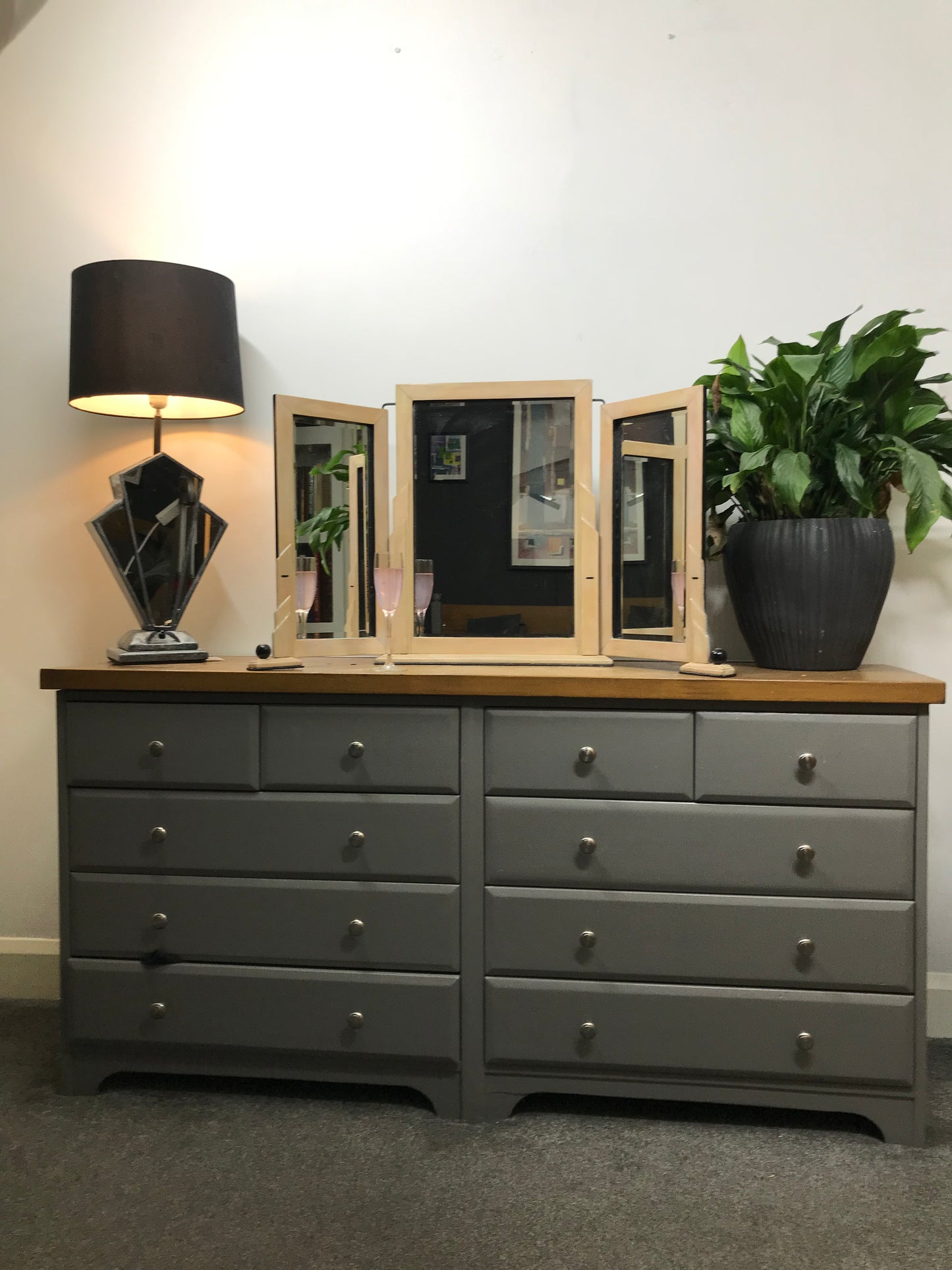 Tri Fold Mirror