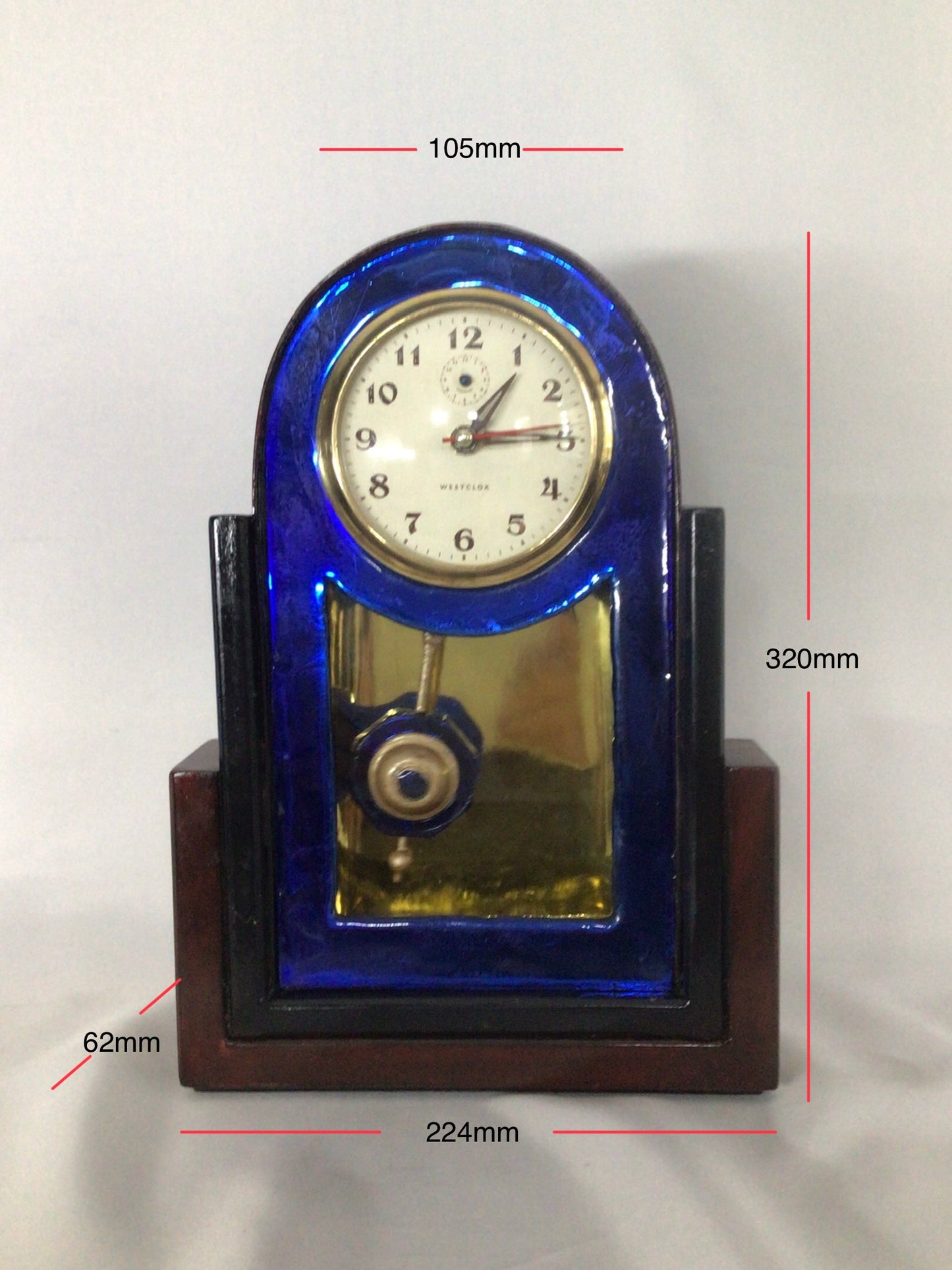 Art Deco Design Pendulum Mantle Clock