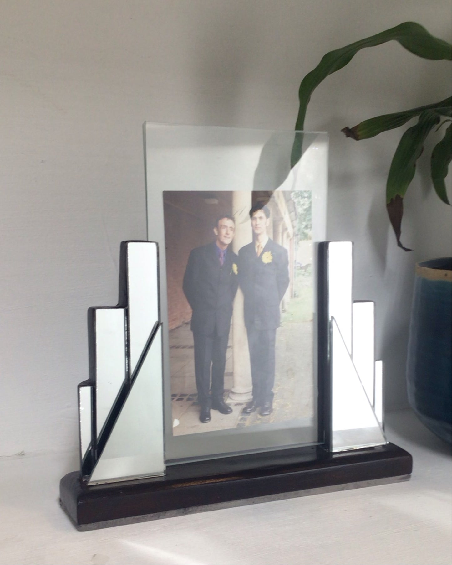 Art Deco Design Mirrored Photo Frame