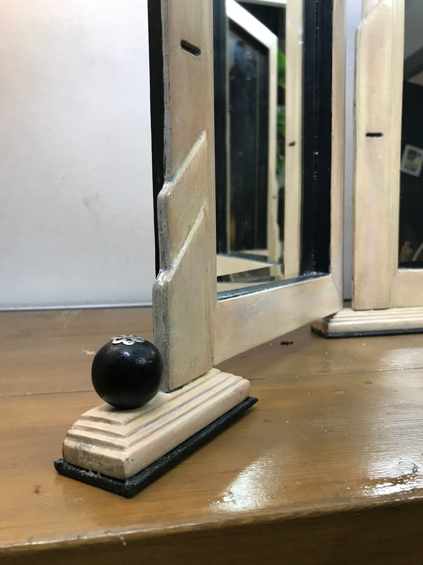 Tri Fold Mirror