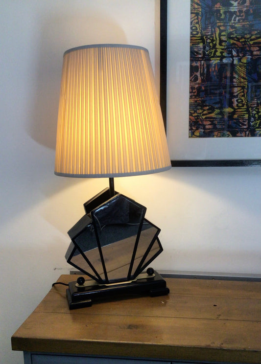 Arts Deco Fan-Mirror Table Lamp